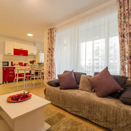 Апартаменти Deluxe Coresi *
